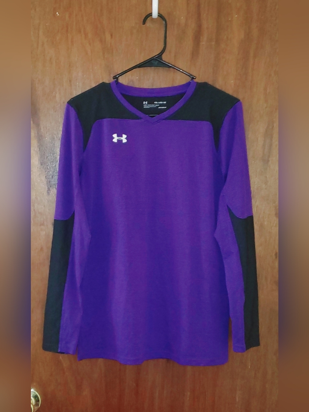 Under Armour Purple & Black Long Sleeve Shirt Sz Youth Xl